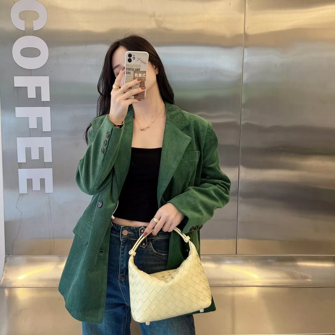 body_20960ed0dfd1a68d.webp