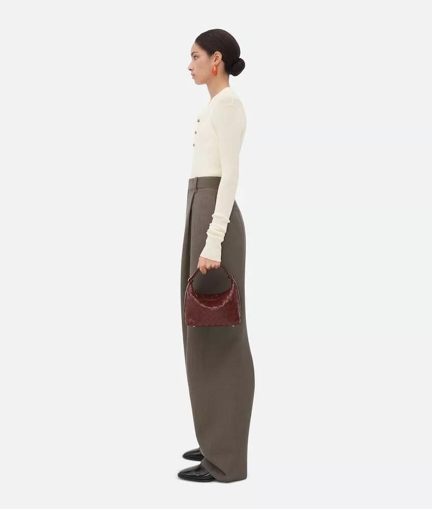 body_16d9e81f379bbec0.webp
