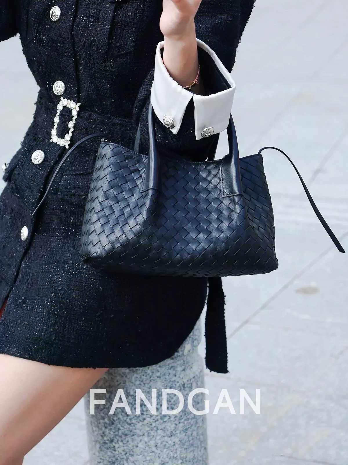 body_3338e0c42f42043a.webp