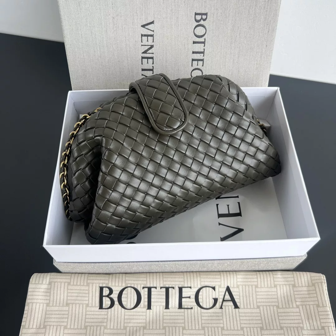 body_f7a750a3a8d43c4d.webp