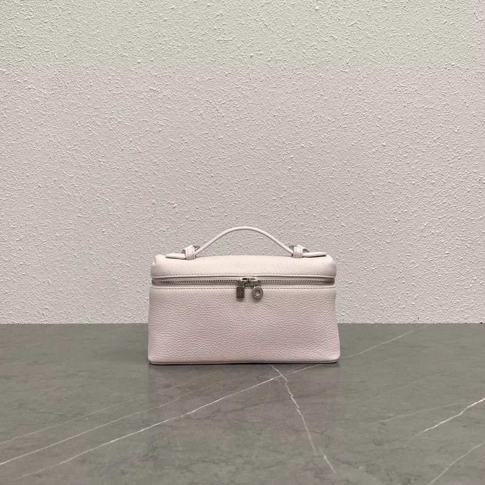 로로피아나 엑스트라 포켓 핸드백
