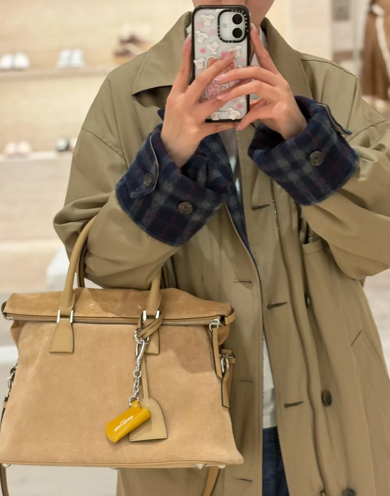 메종마르지엘라 스웨이드 미디엄 핸드백 상세 이미지 13