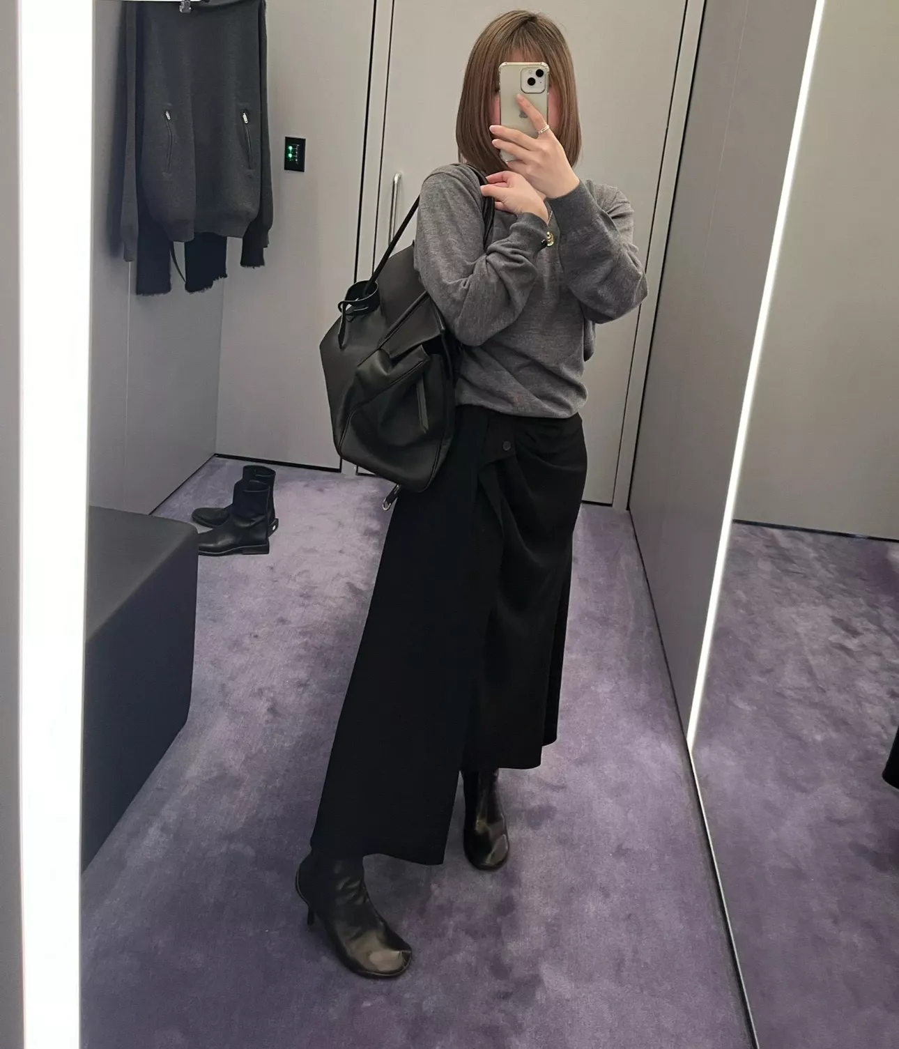 발렌시아가 캐리올 핸드백 상세 이미지 13