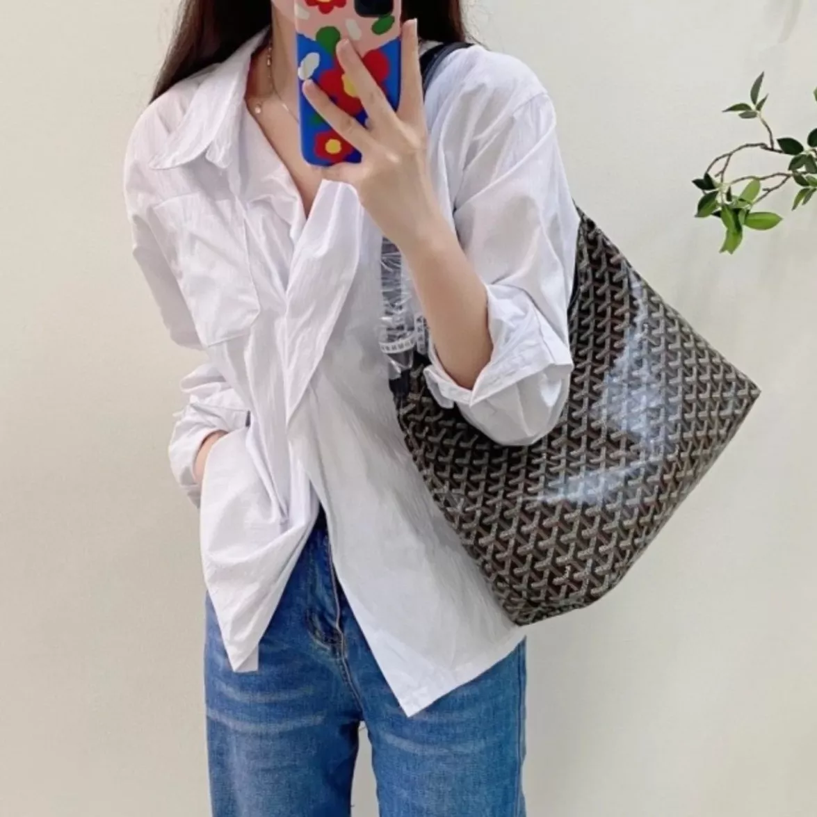 body_b756487b56e09449.webp