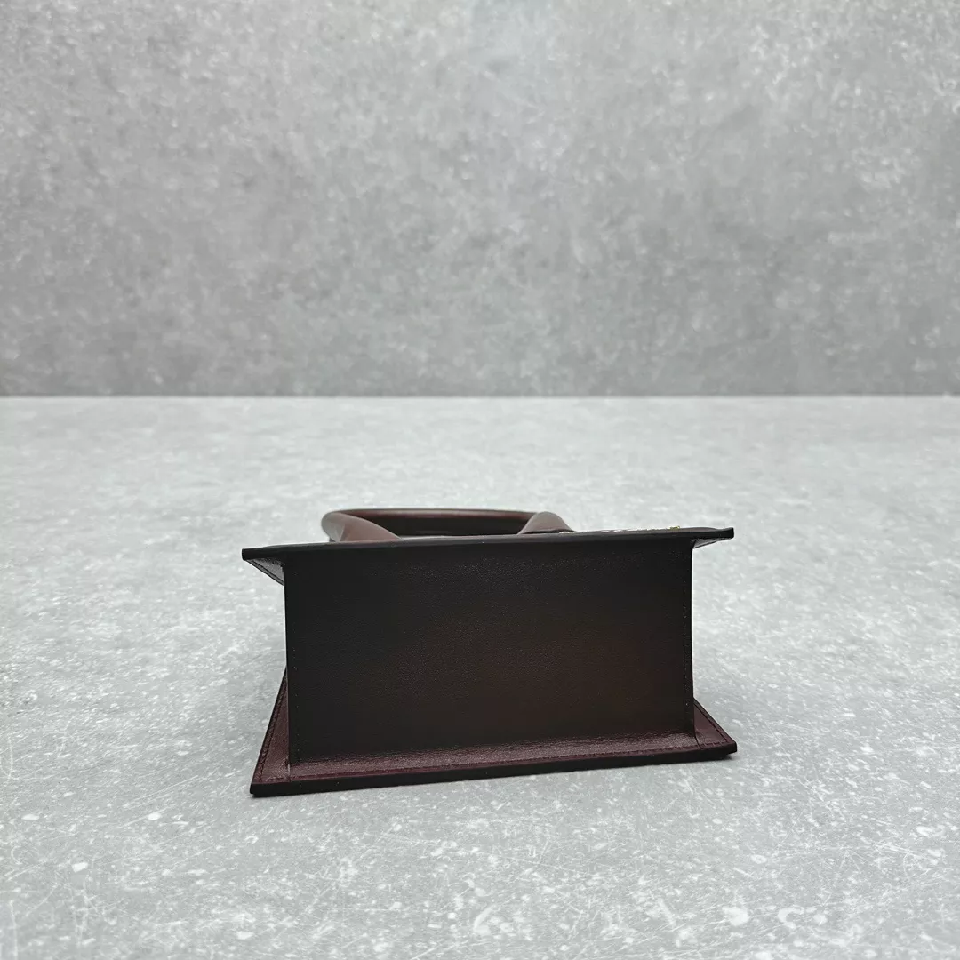 body_007f22d8a57ec732.webp