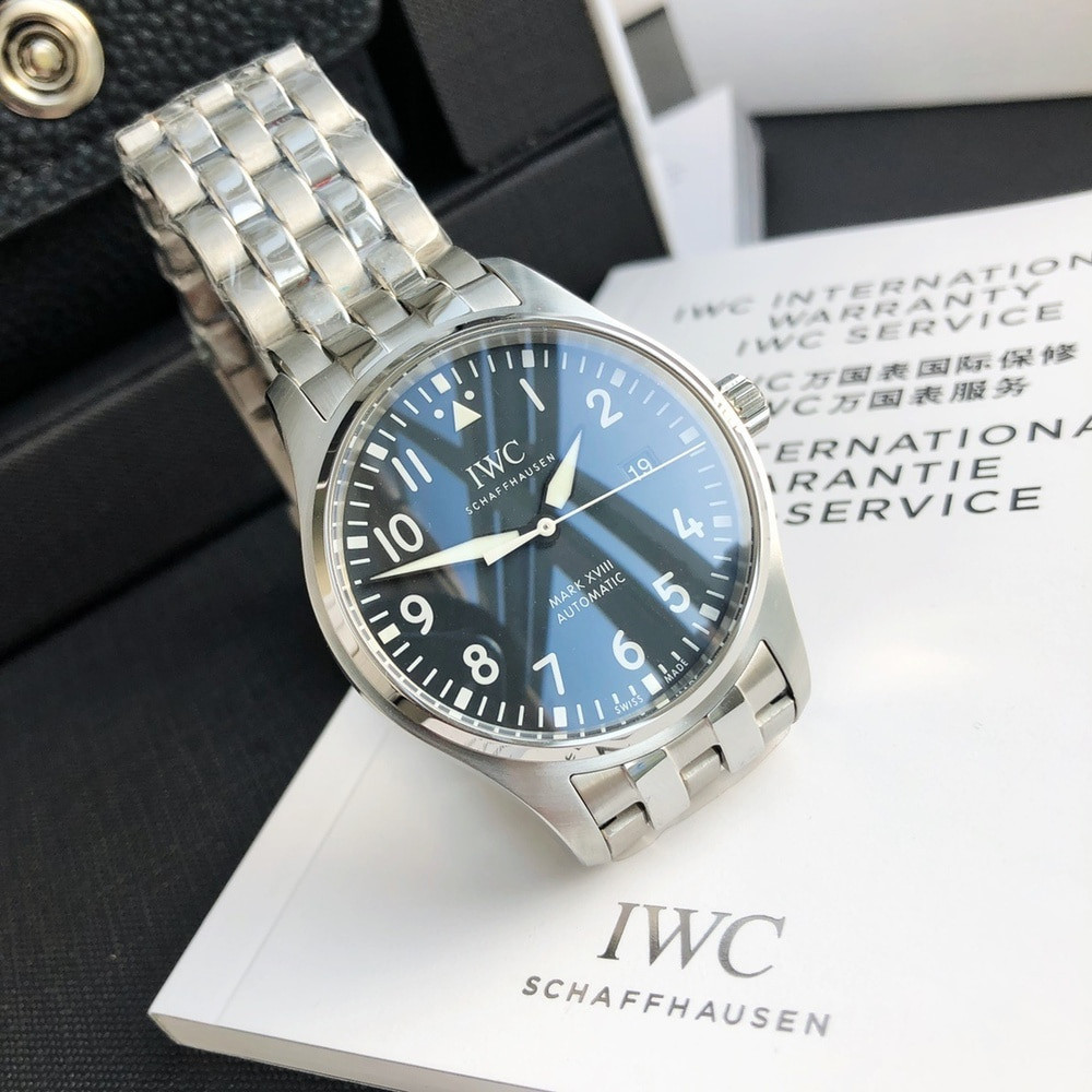 IWC샤프하우젠 파일럿 마크 18 전승 손목시계