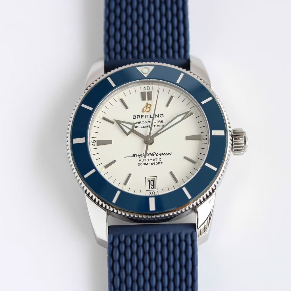 브라이틀링 슈퍼오션 헤리티지 42mm 워치