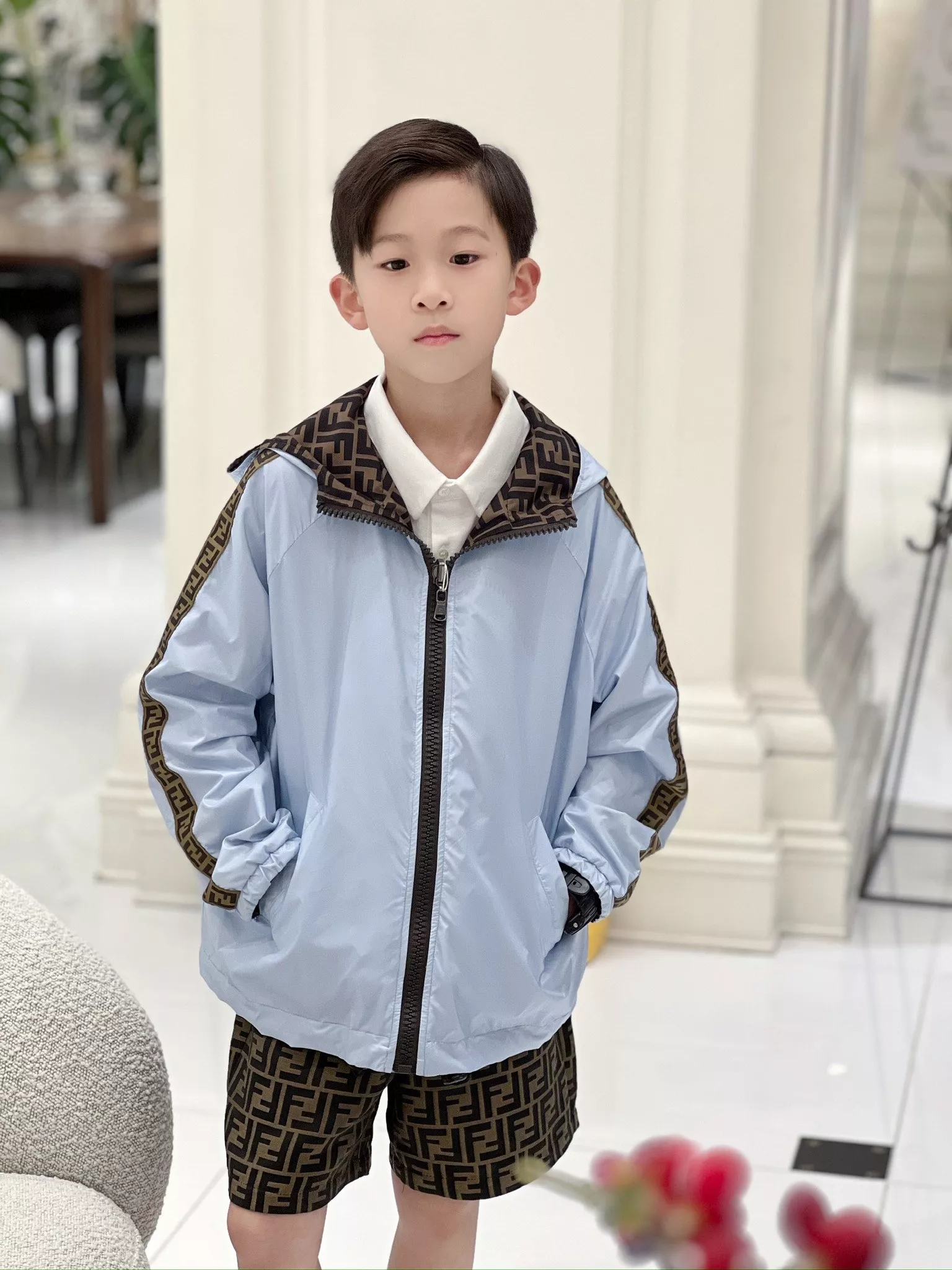 펜디 모노그램 후드 바람막이 재킷 상세 이미지 17