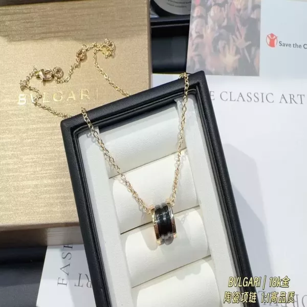 불가리 블랙 세라믹 포인트 네크리스