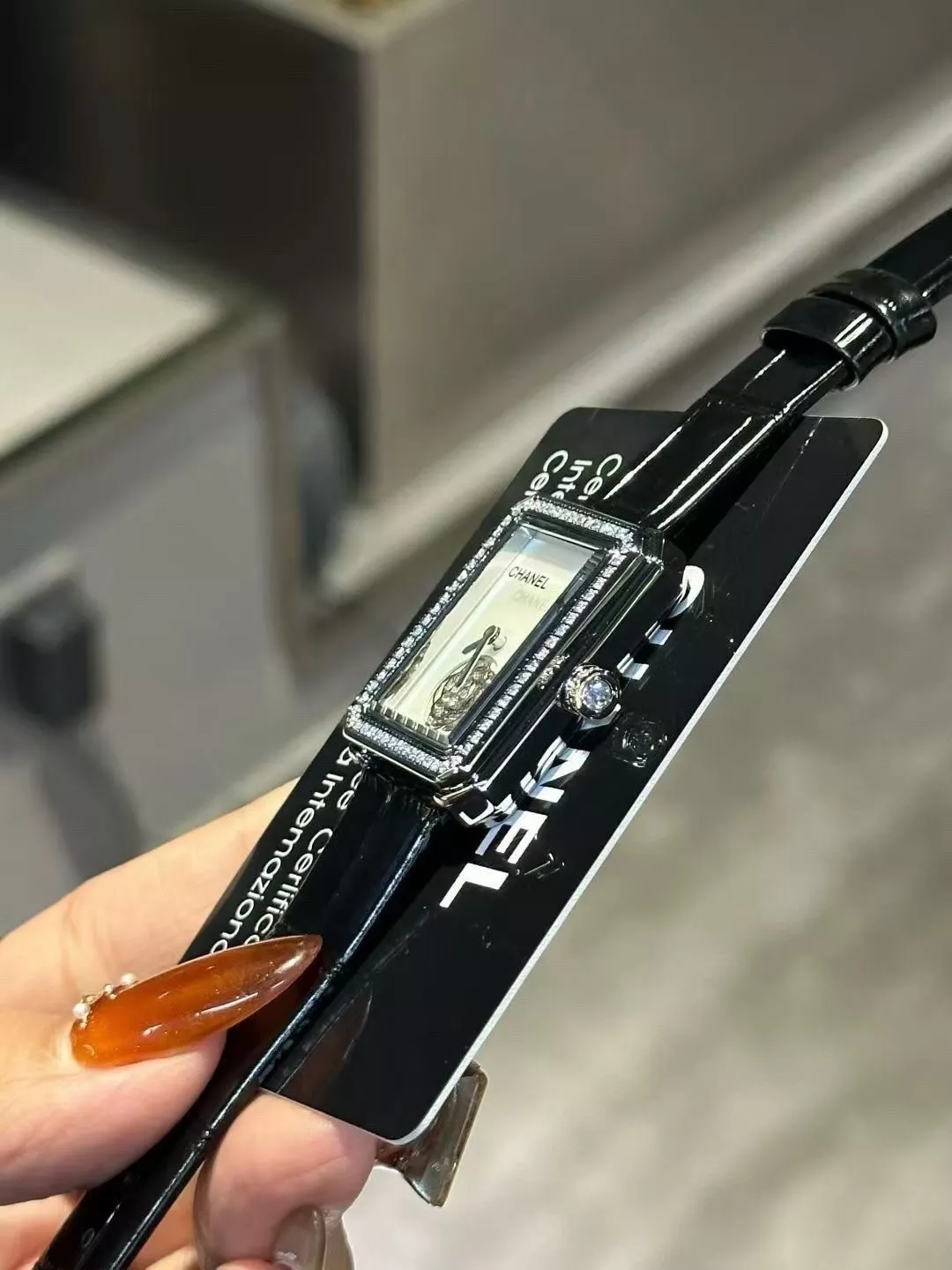 샤넬 스퀘어 다이얼 손목시계 상세 이미지 9