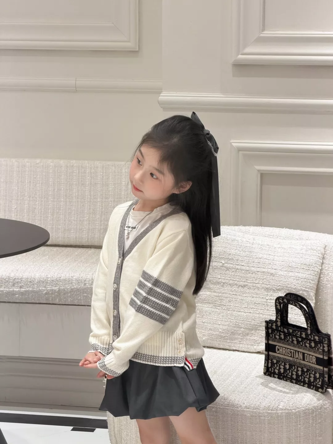 톰브라운 브이넥 니트 가디건 상세 이미지 11