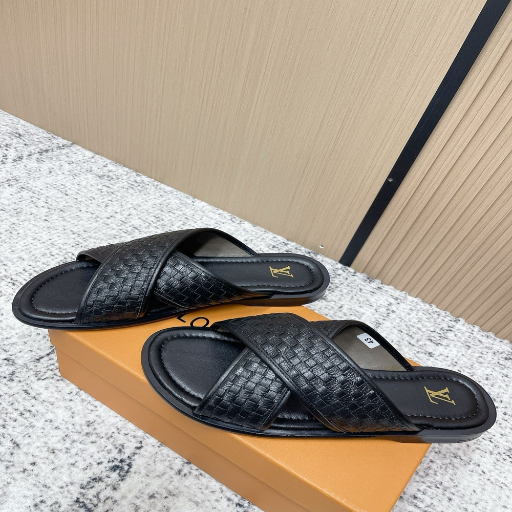 루이비통 인트레치아토 스타일 크로스 스트랩 슬리퍼