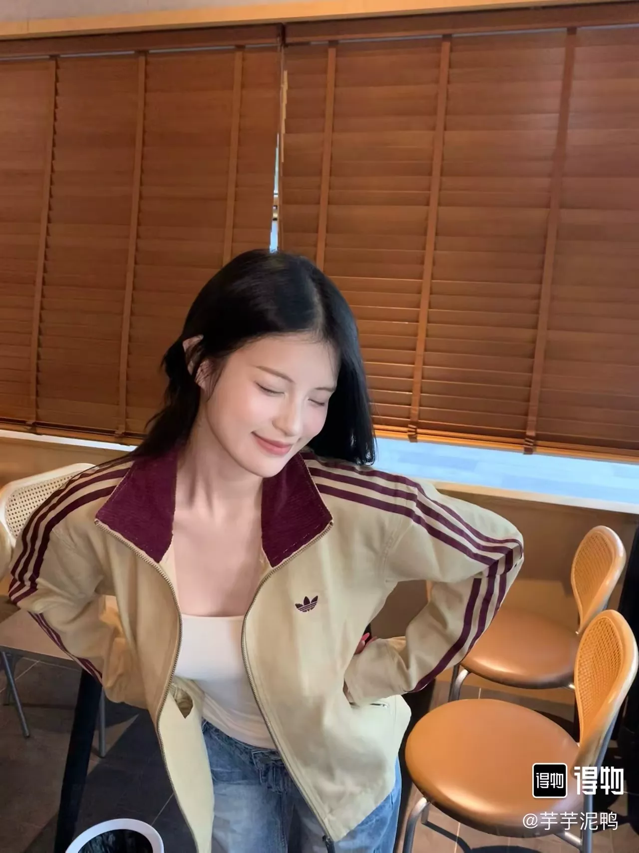 아디다스 삼선 레트로 카라 집업 재킷 상세 이미지 23