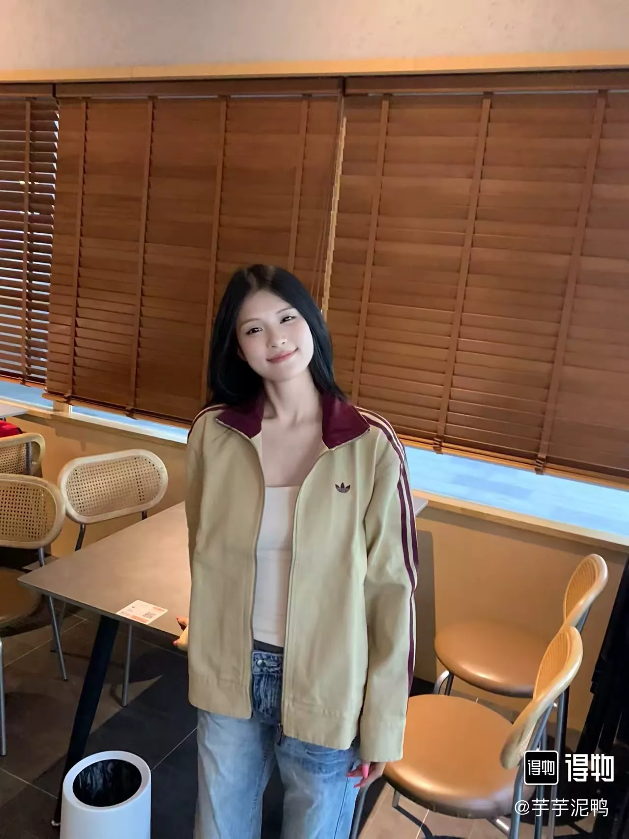 아디다스 삼선 레트로 카라 집업 재킷 상세 이미지 26