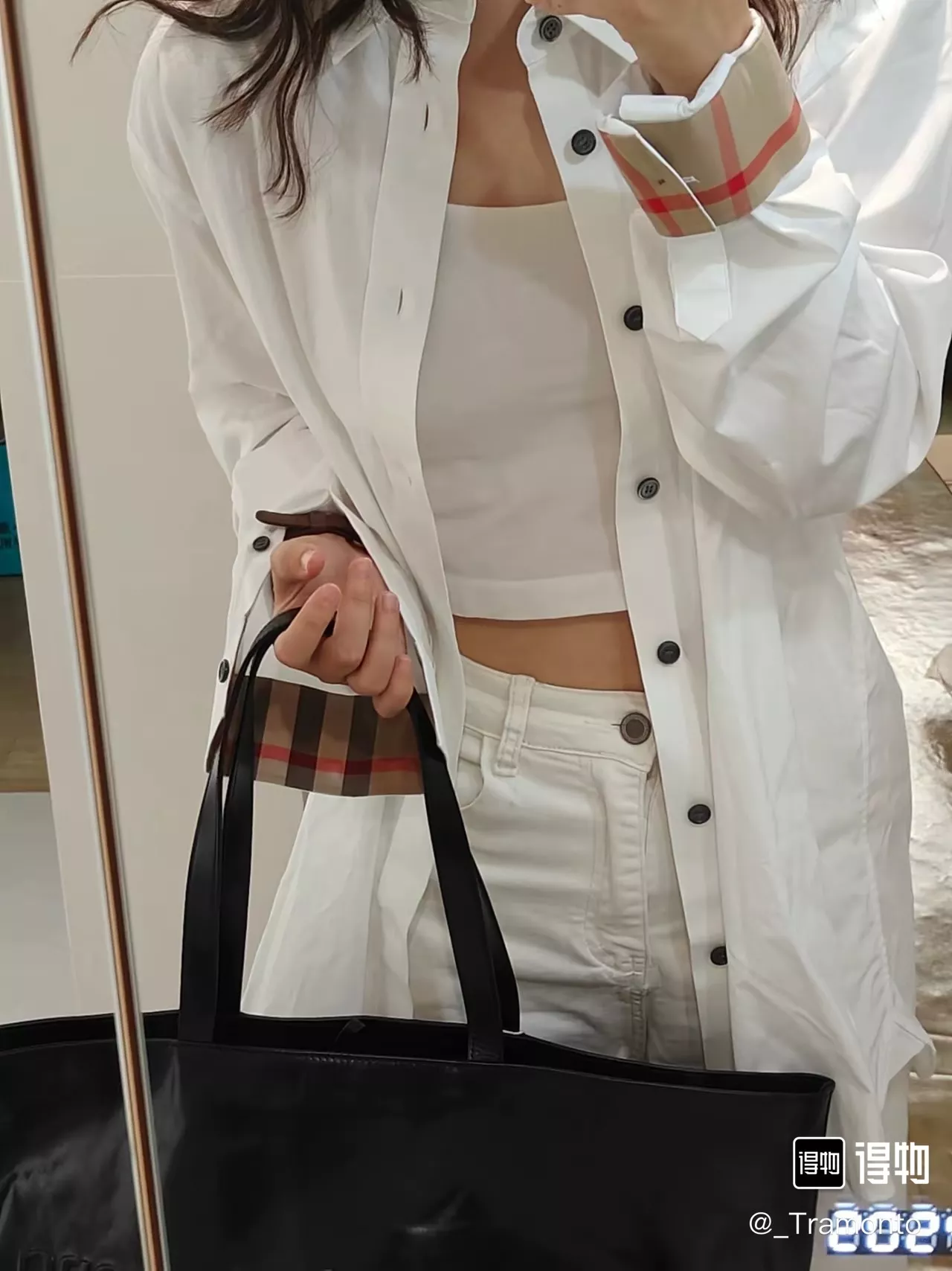 버버리 로고 전마 자수 포인트 셔츠 상세 이미지 22