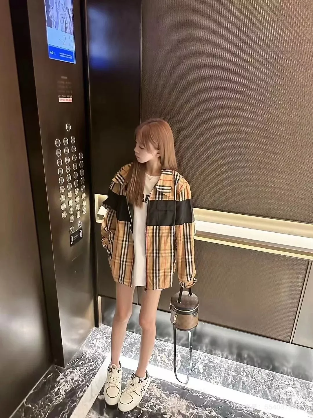 버버리 클래식 체크 배색 캐주얼 셔츠 상세 이미지 17