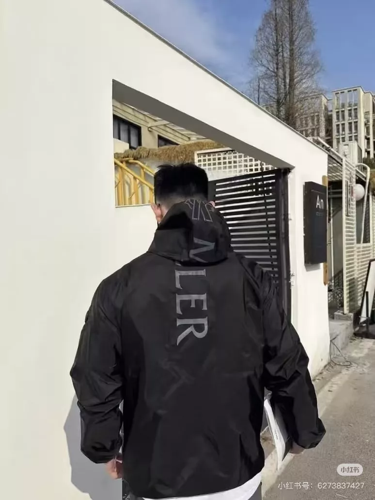 몽클레어 그라니에 후드 바람막이 재킷 상세 이미지 24