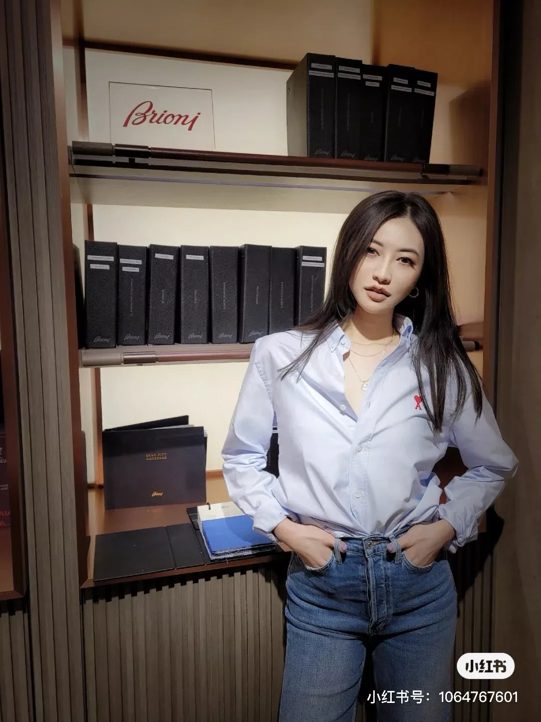 아미 하트 로고 옥스포드 코튼 셔츠 상세 이미지 25