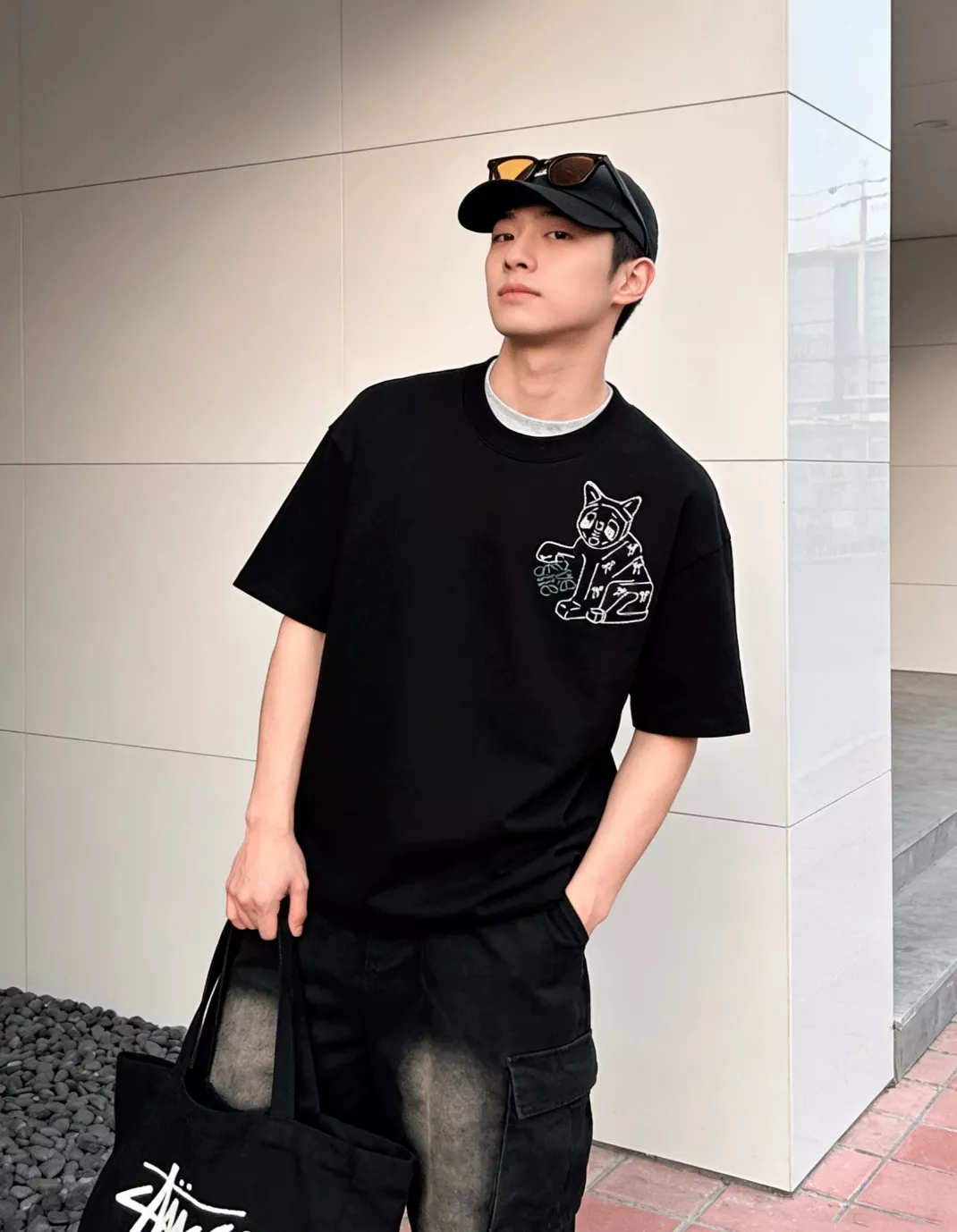로에베 고양이 자수 오버핏 반팔 티셔츠 상세 이미지 26