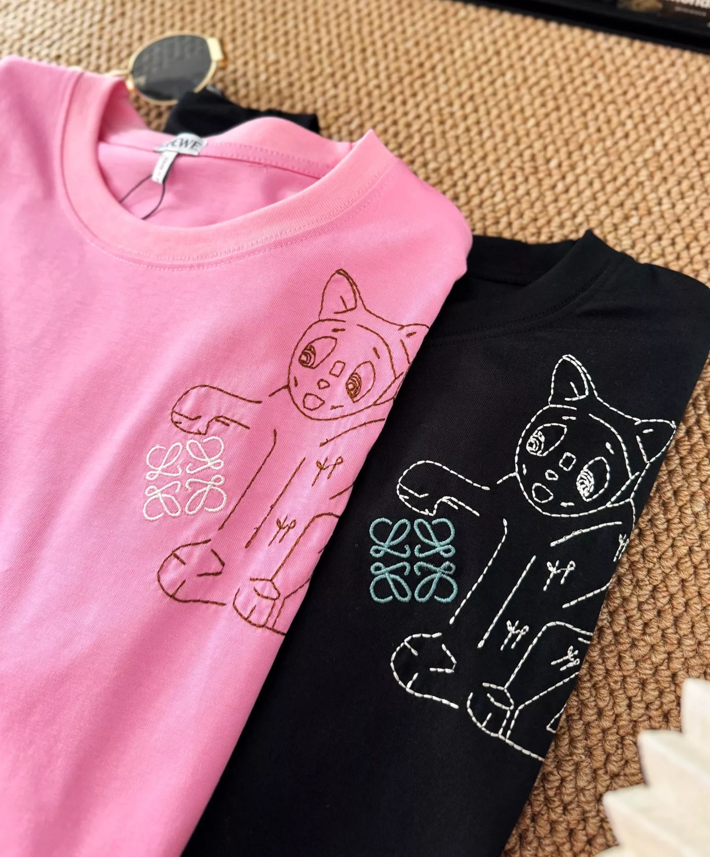 로에베 고양이 자수 오버핏 반팔 티셔츠 상세 이미지 15