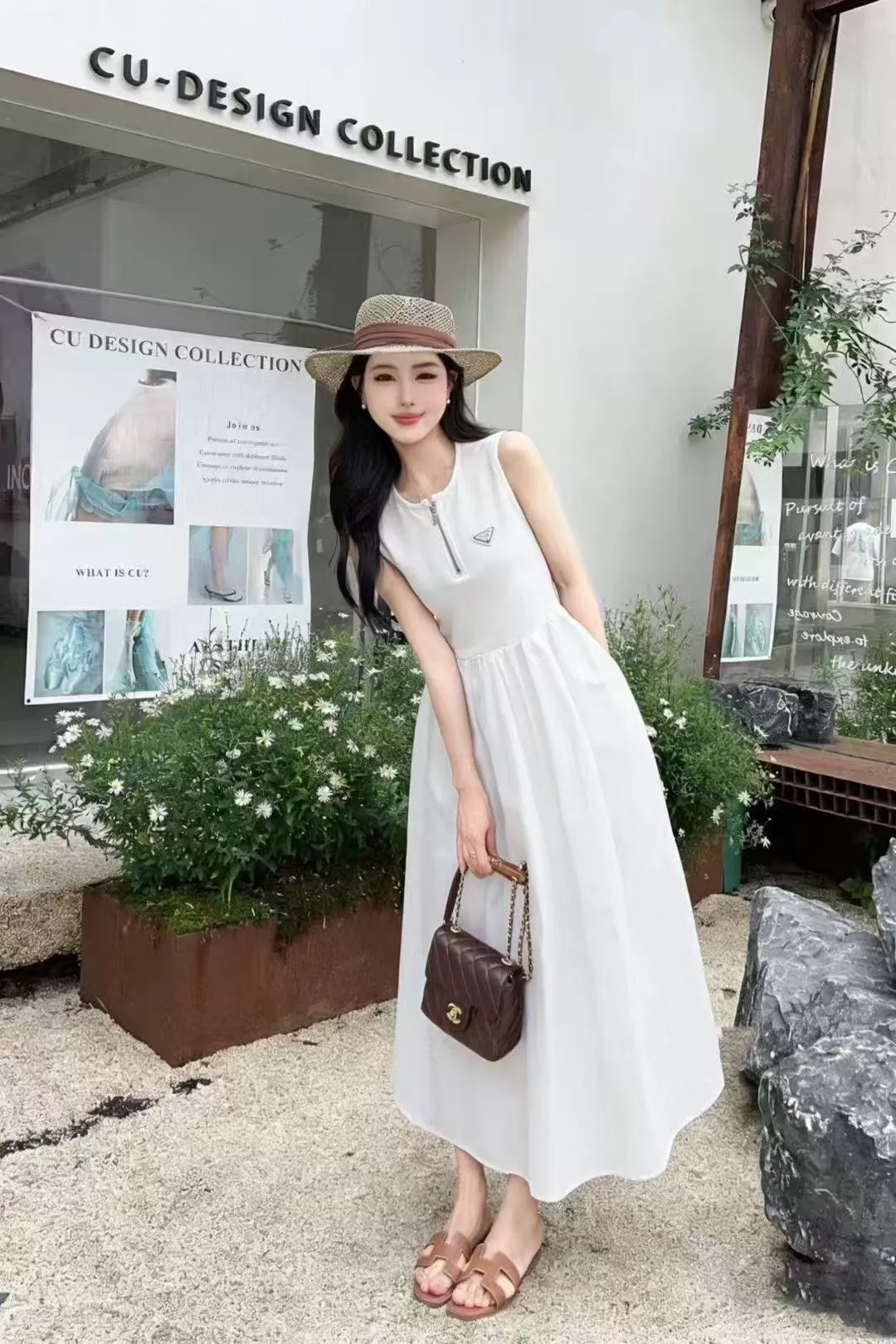 프라다 삼각 로고 하프집업 민소매 원피스 상세 이미지 17