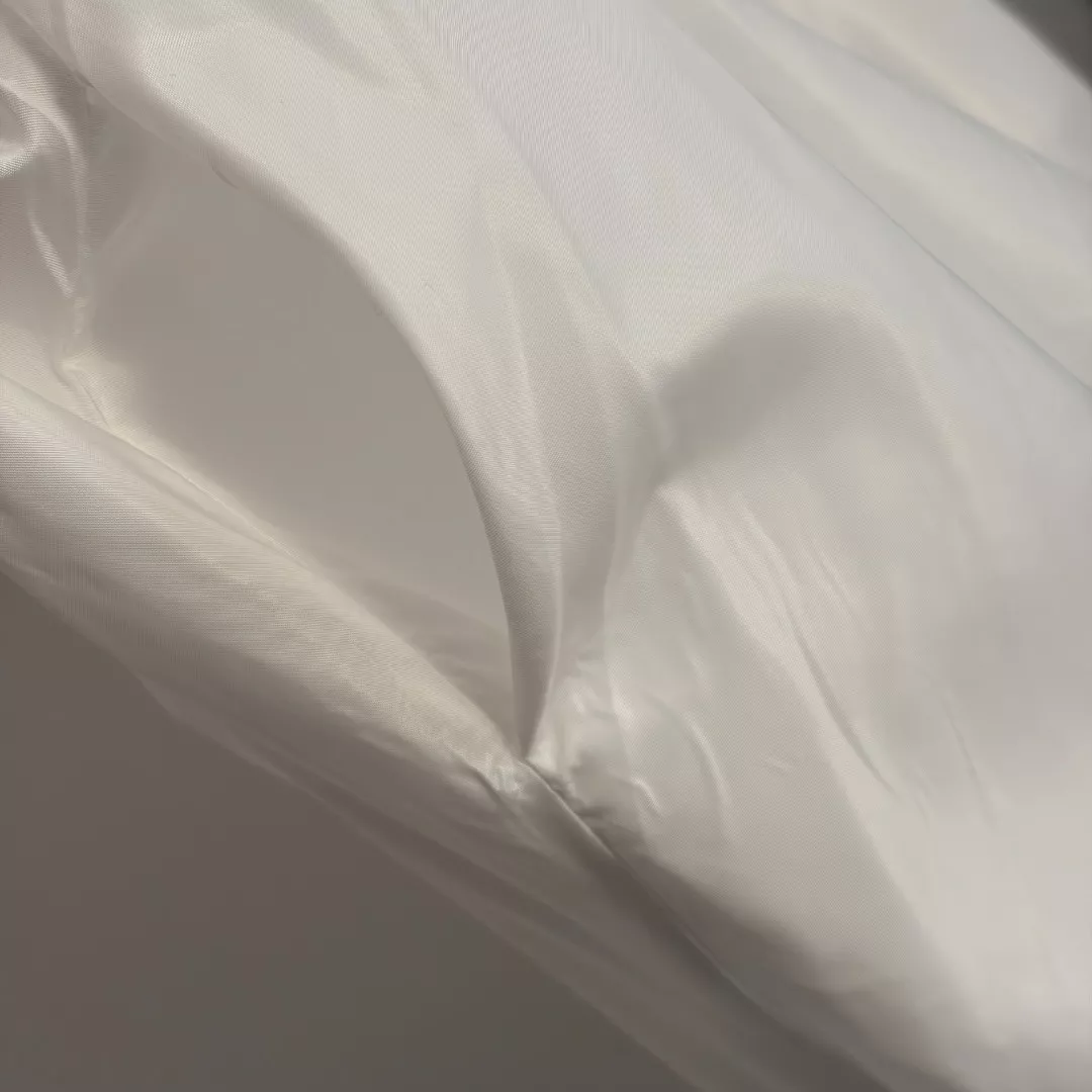 프라다 삼각 로고 하프집업 민소매 원피스 상세 이미지 5