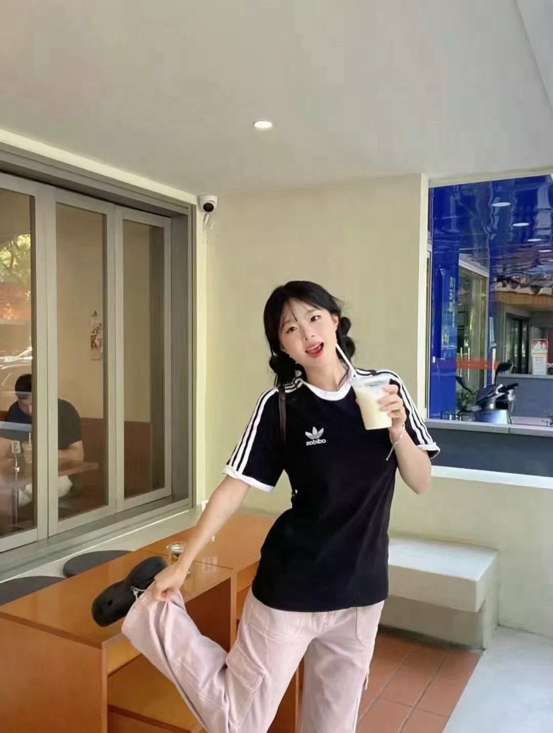 아디다스 트레포일 자수 레터링 반팔 티셔츠 상세 이미지 26