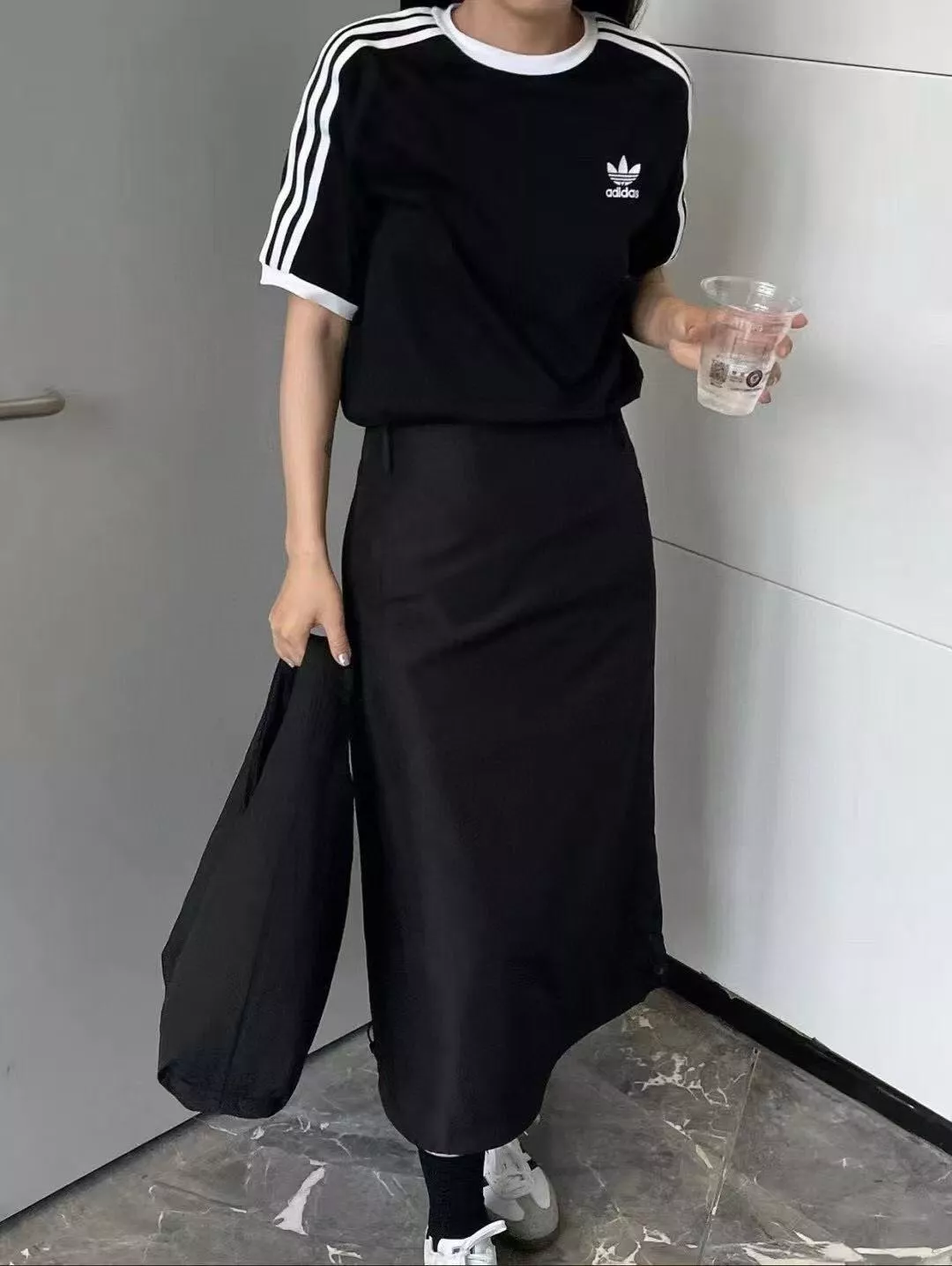 아디다스 트레포일 자수 레터링 반팔 티셔츠 상세 이미지 22