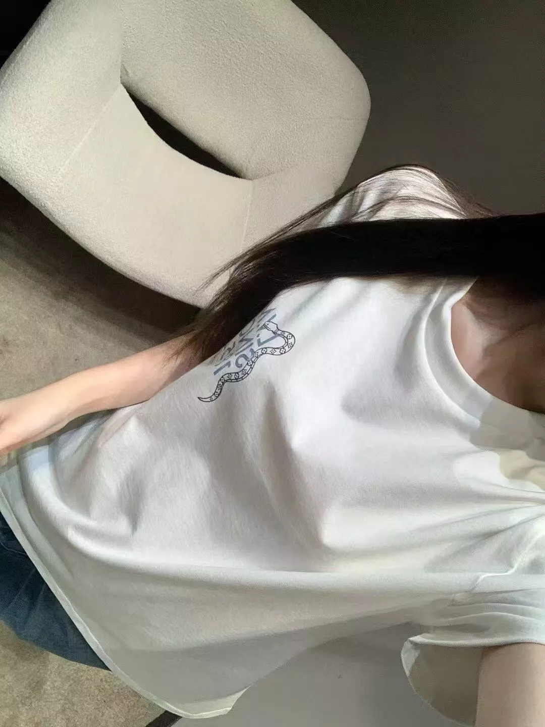 루이비통 스네이크 프린트 반소매 티셔츠 상세 이미지 11