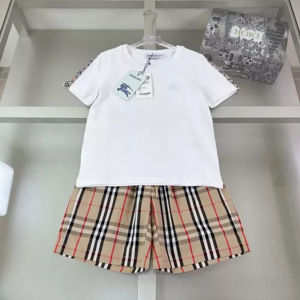버버리 키즈 반소매 상하 세트
