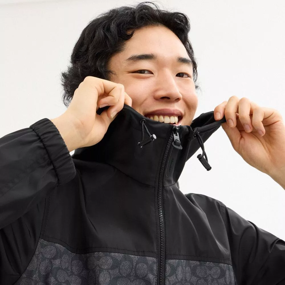 코치 클래식 시그니처 후드 집업 재킷 상세 이미지 26