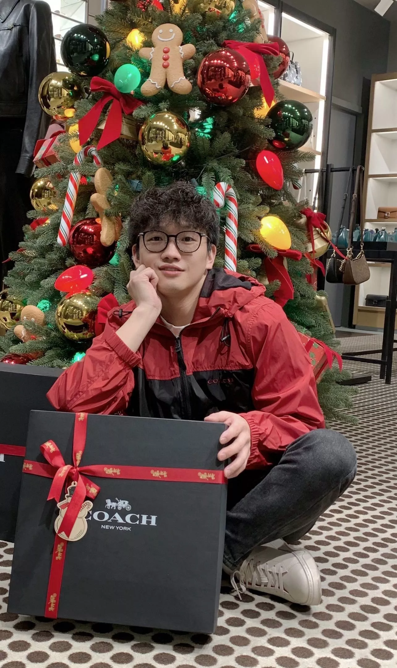 코치 클래식 시그니처 후드 재킷 상세 이미지 21