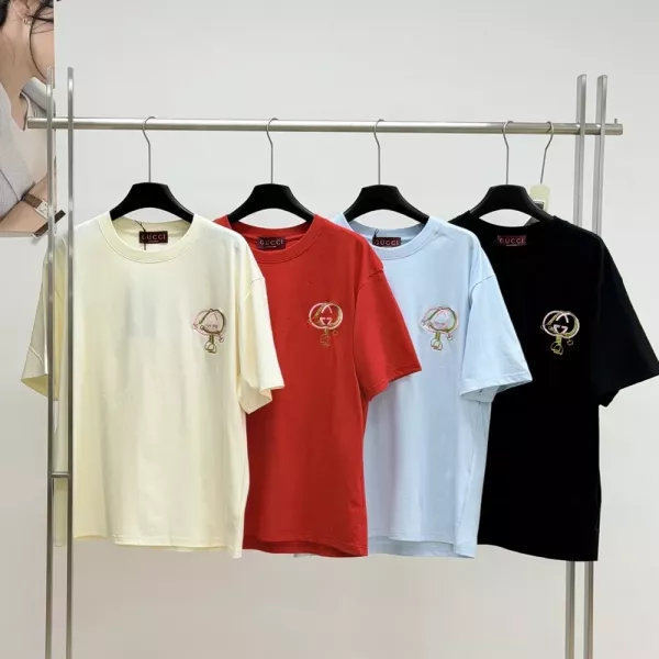 구찌 입체 자수 로고 코튼 반소매 티셔츠