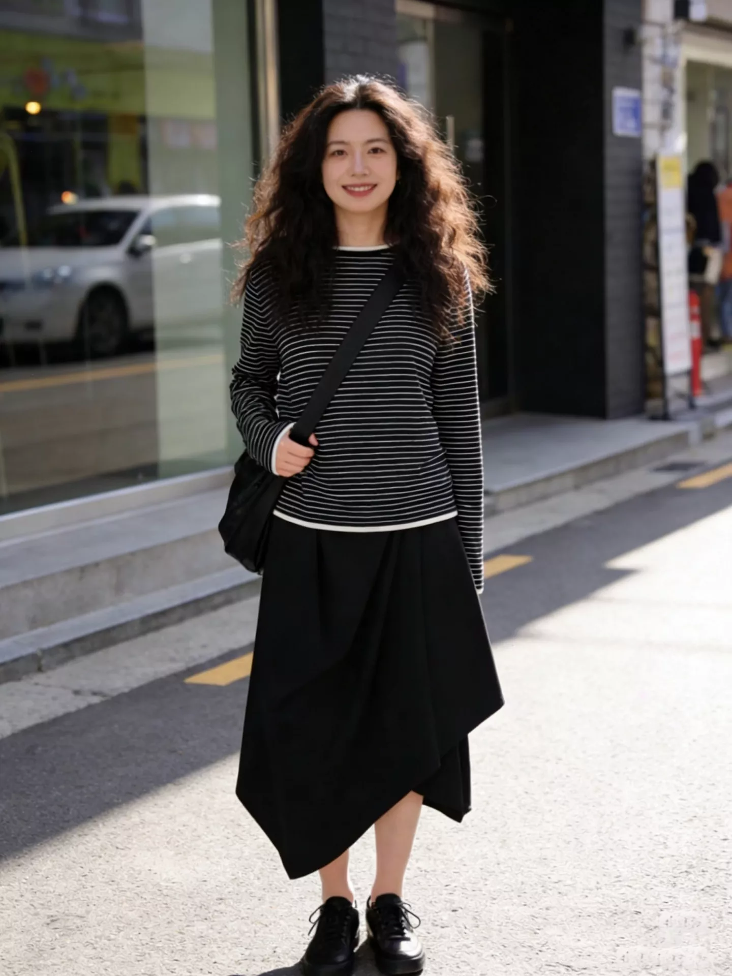 노브랜드 스트라이프 라운드넥 니트 탑 상세 이미지 25