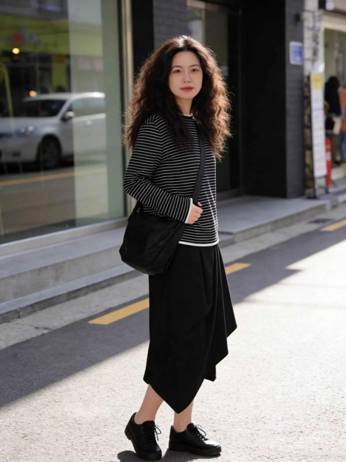노브랜드 스트라이프 라운드넥 니트 탑 상세 이미지 26