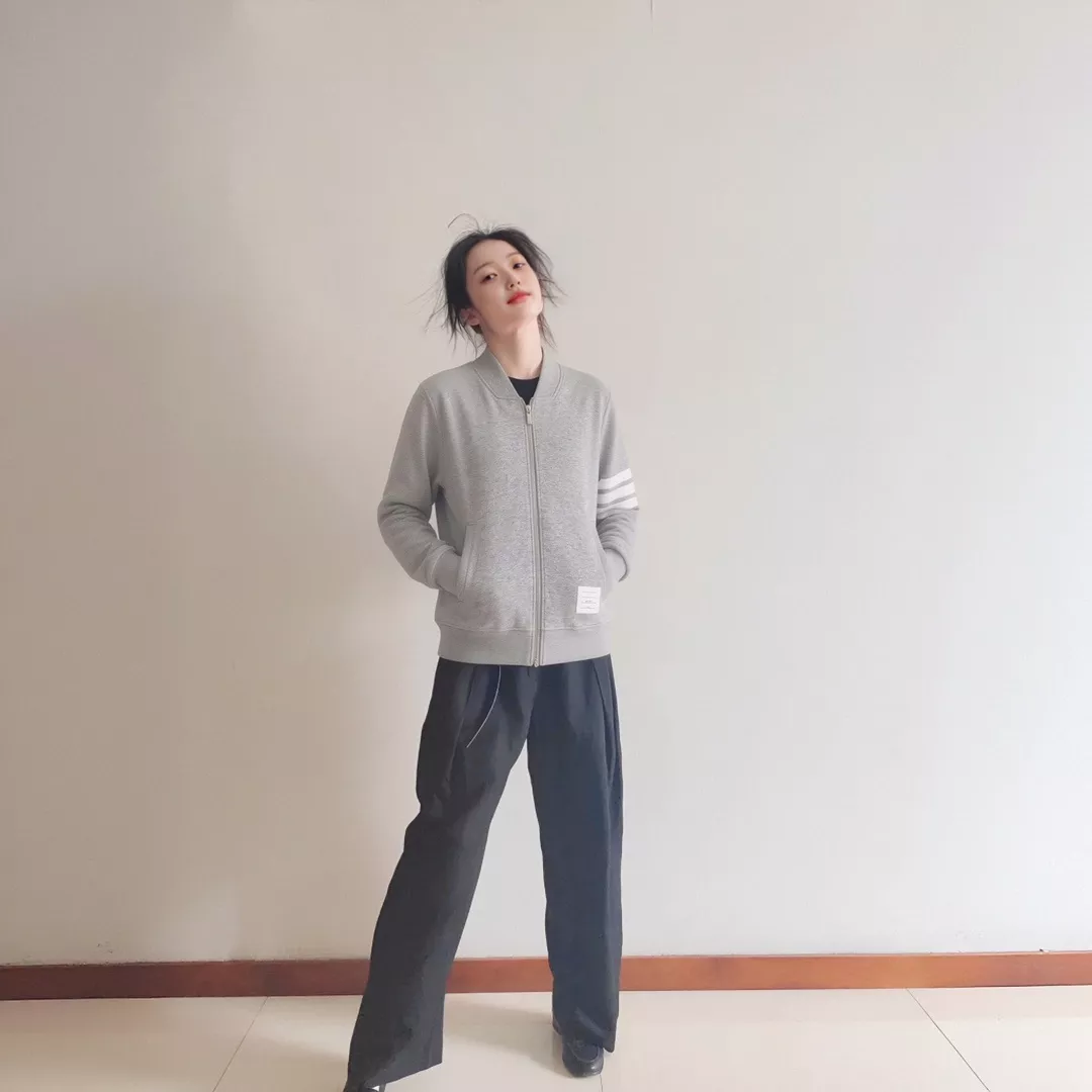 톰브라운 사선 포인트 집업 아우터 상세 이미지 13