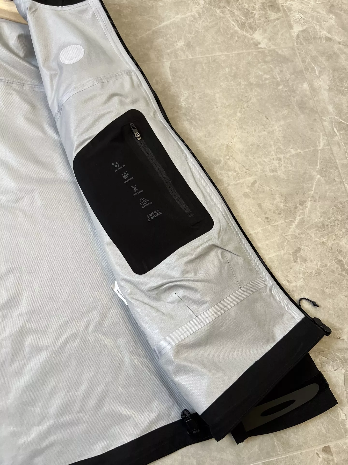 코오롱스포츠 고어텍스 후드 아웃도어 재킷 상세 이미지 35