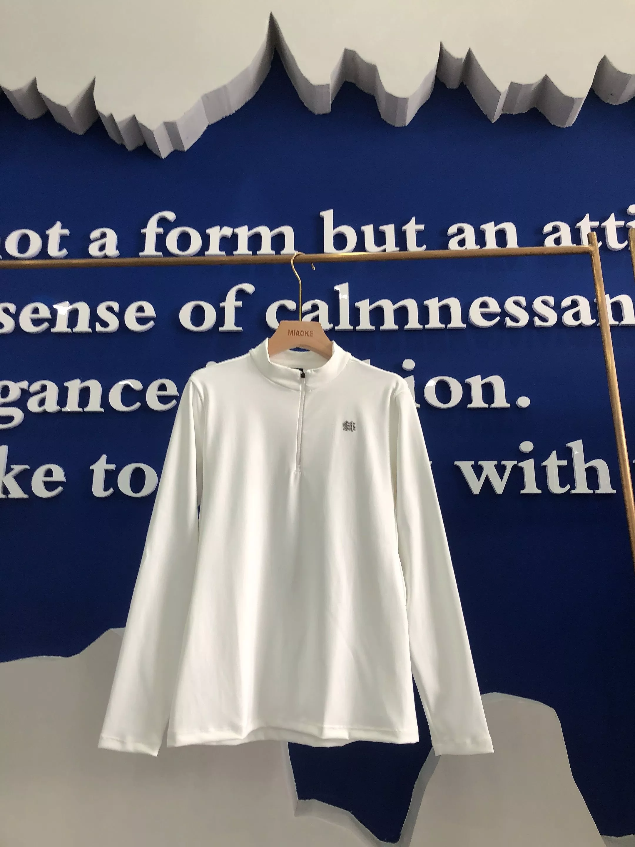 코오롱스포츠 여성 반집업 기모 운동 티셔츠 상세 이미지 3