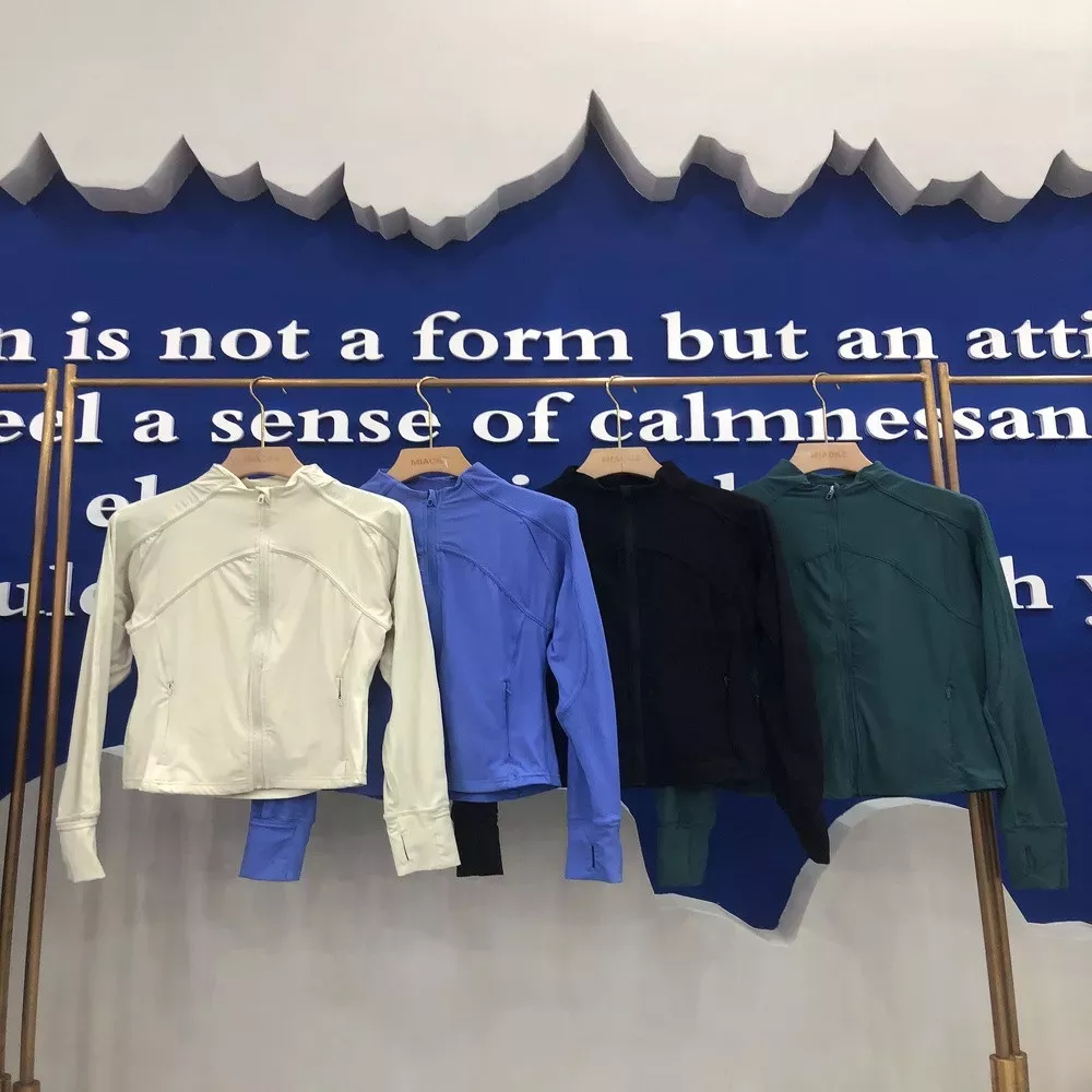 룰루레몬 여성 스포츠 크롭 핏 집업 재킷