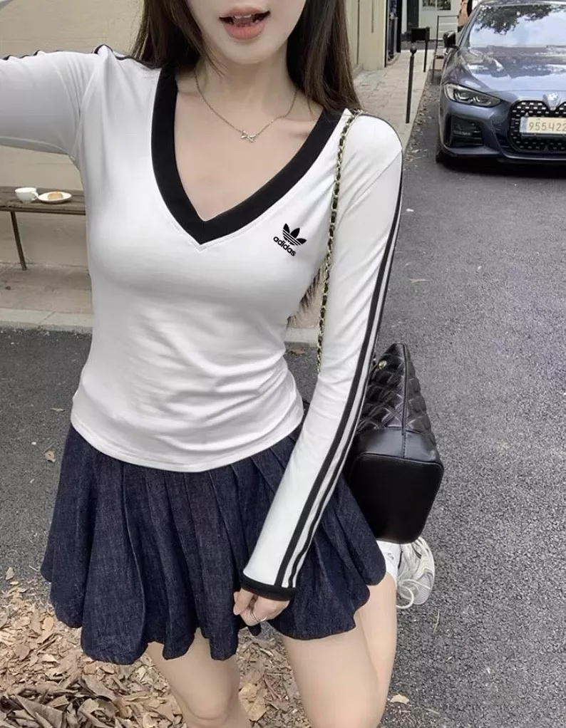 아디다스 삼선 자수 브이넥 슬림 긴소매 탑 상세 이미지 26