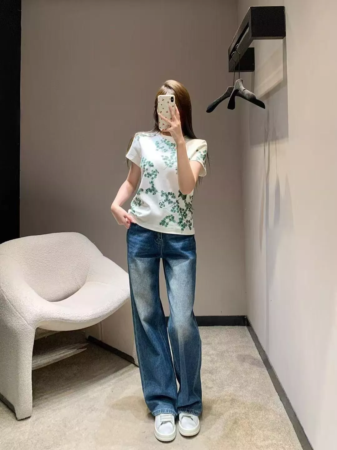 디올 행운 네잎클로버 프린트 반팔 티셔츠 상세 이미지 14