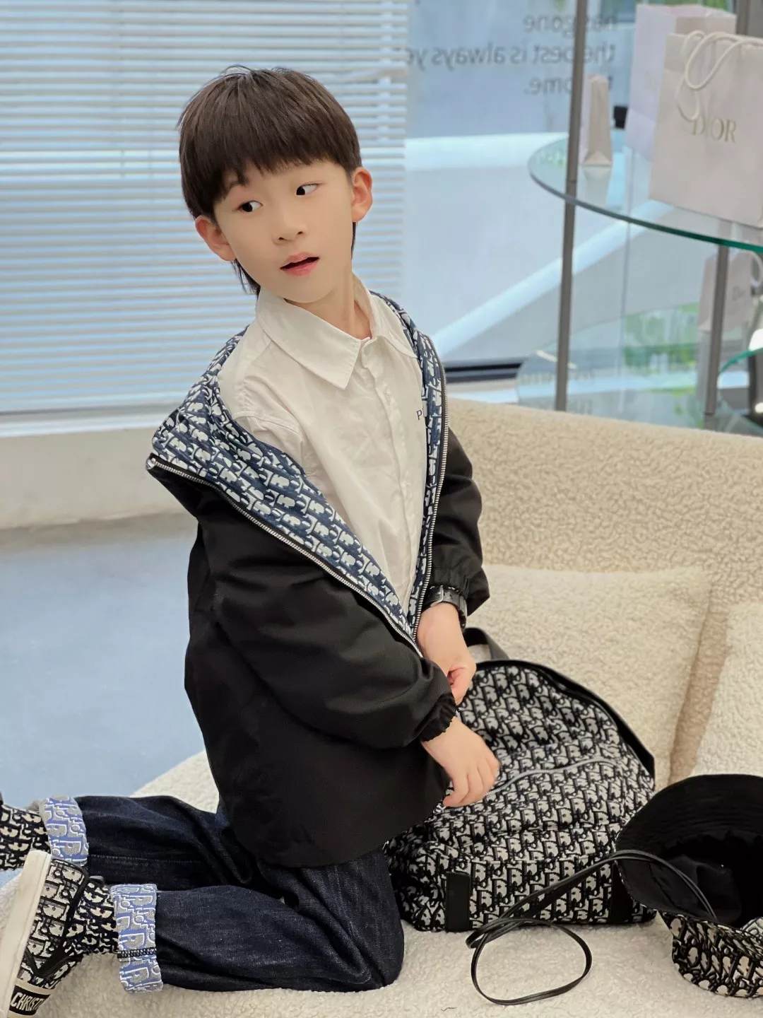 디올 양면 후드 바람막이 재킷 상세 이미지 6