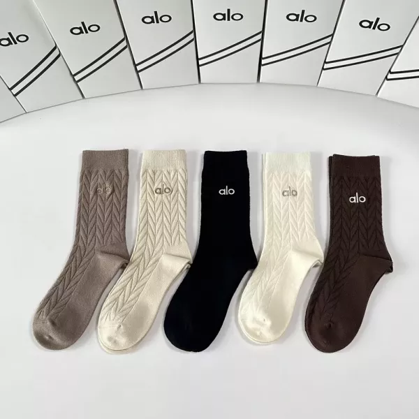 알로 캐시미어 자수 중장목 양말 세트