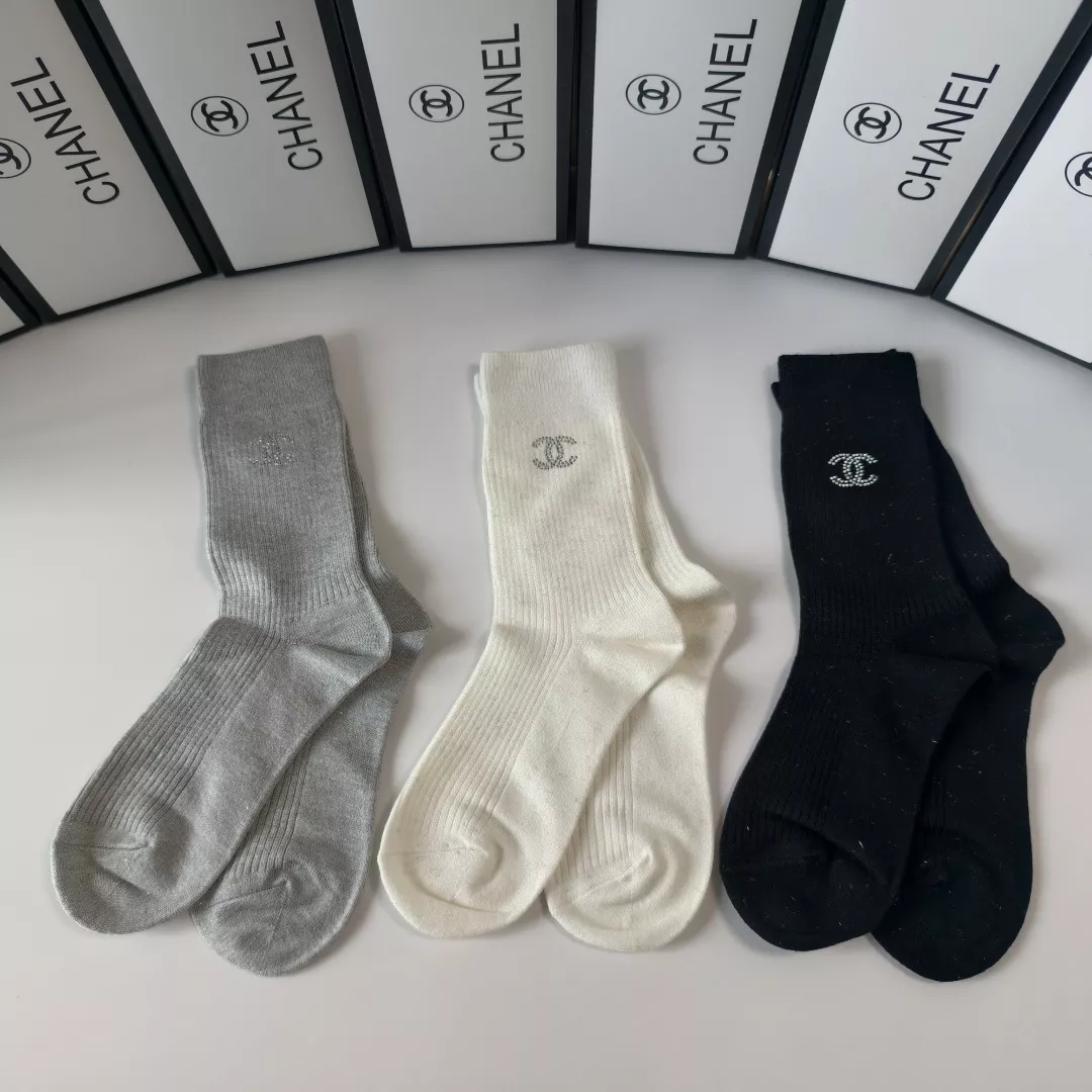 샤넬 클래식 로고 중목 양말 상세 이미지 9
