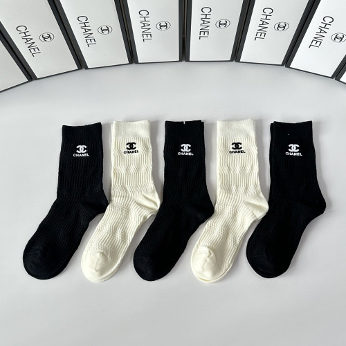 샤넬 로고 포인트 중장목 삭스