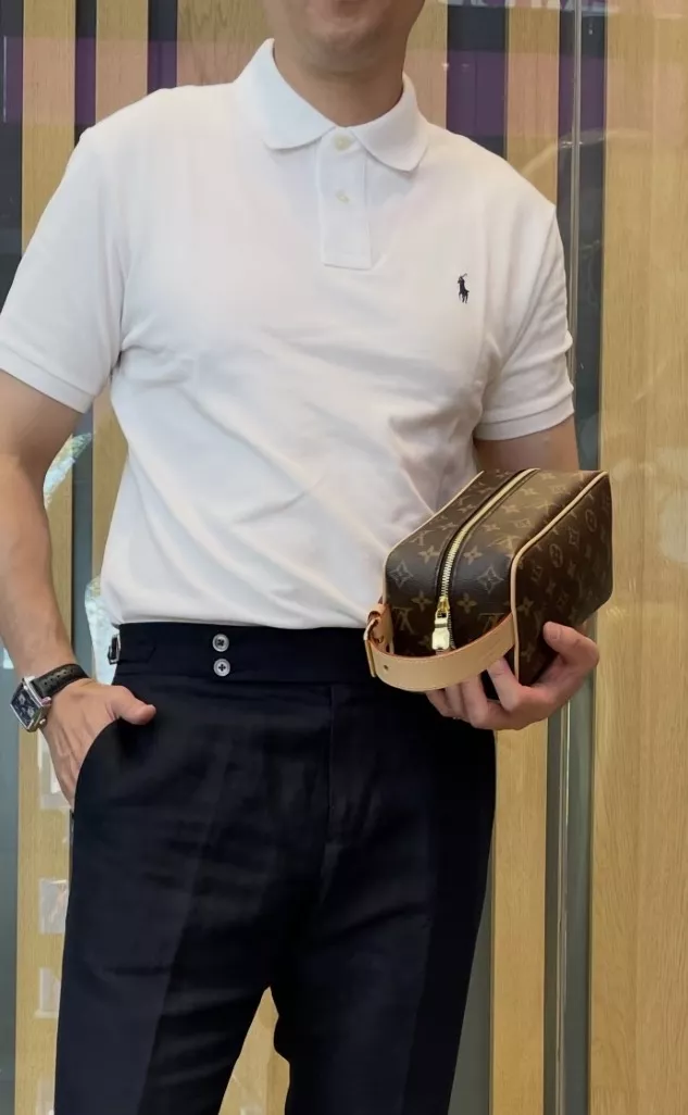 루이비통 모노그램 세면 파우치 상세 이미지 23