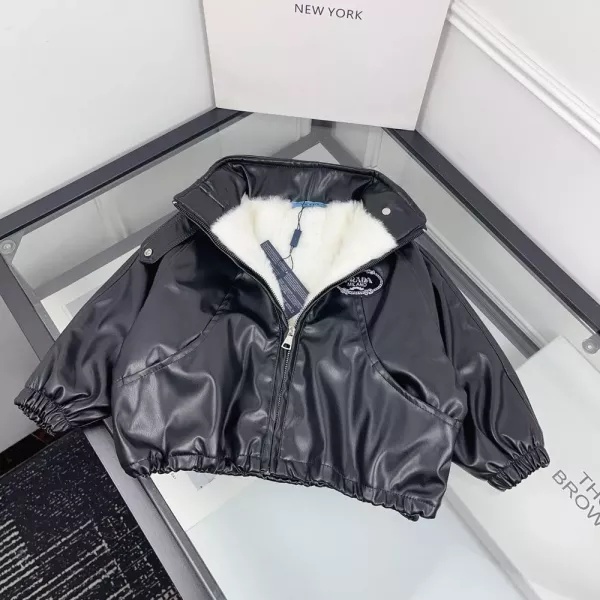 프라다 아동 스탠드카라 레더 점퍼