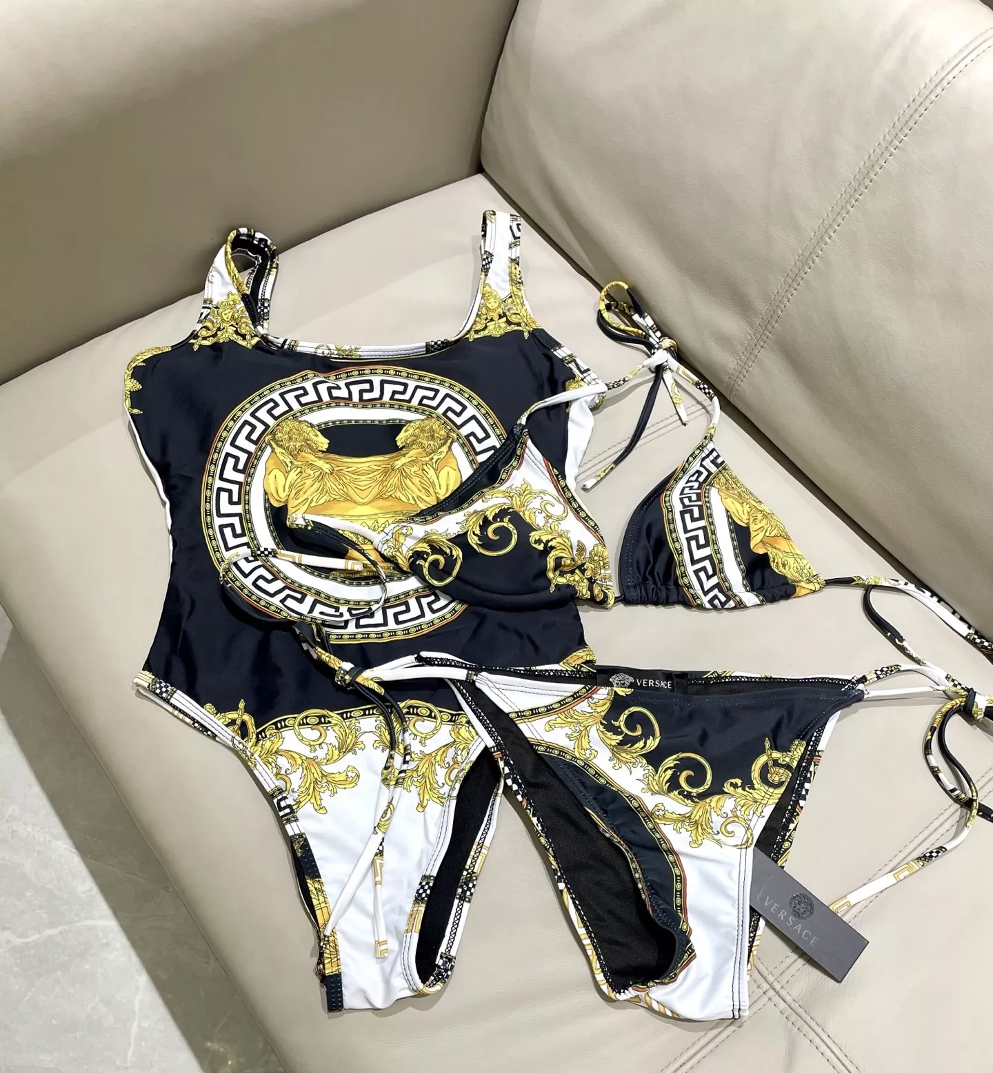 베르사체 메두사 프린트 원피스 수영복 상세 이미지 10