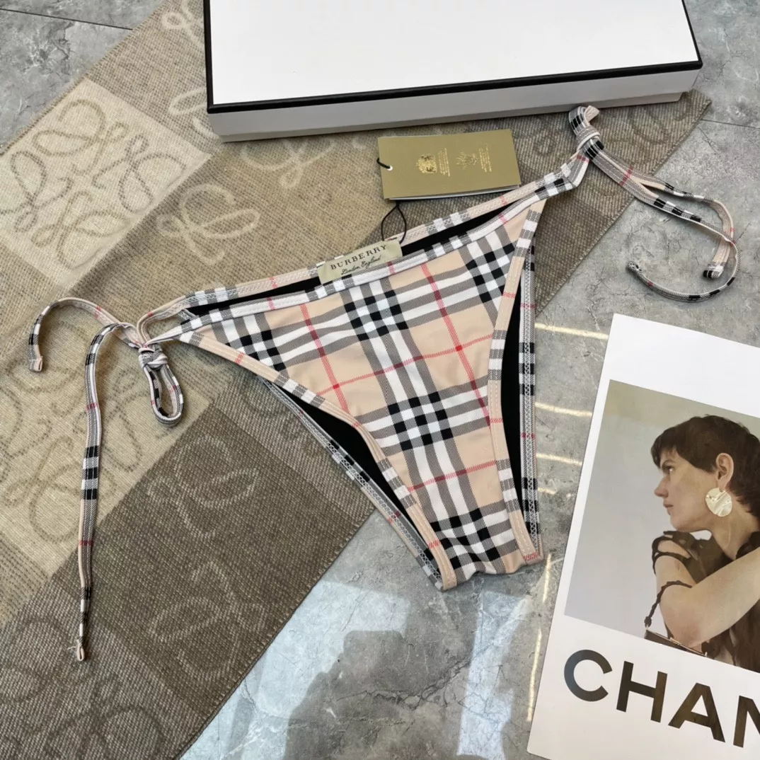 버버리 체크 패턴 비키니 수영복 상세 이미지 7