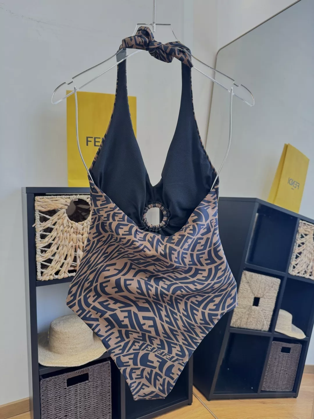 body_00eda936c9aab4c9.webp